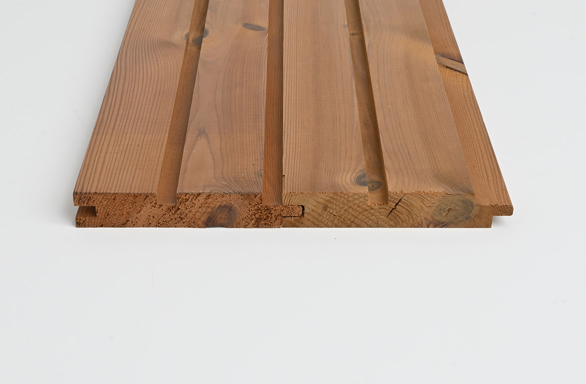 Produktprøve Thermory ThermoWood, Fyr, KEF UTS10-G10